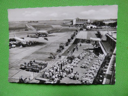 AEROPORT / AIRPORT / FLUGHAFEN     /  DUSSELDORF - Aérodromes