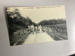 Chasse Les Bordes .equipage Chasse à Courre . - Hunting