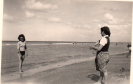 Photographie Photo Vintage Snapshot St Malo Plage Jeu  - Places