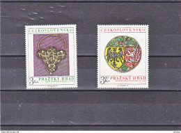 TCHECOSLOVAQUIE 1975 CHATEAU DE PRAGUE Yvert 2136-2137, Michel 2291-2292 NEUF** MNH Cote 6 Euros - Ongebruikt