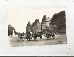 POMPADOUR (CORREZE) 20 CARTE PHOTO  PLACE DU CHATEAU (ATTELAGE DE CHEVAUX) - Other & Unclassified