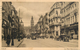 CPA France Lille La Grand Place Tram - Lille