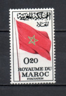 MAROC N°  470    NEUF SANS CHARNIERE  COTE 0.80€     DRAPEAU EVACUATION DES FORCES ETRANGERES - Marruecos (1956-...)