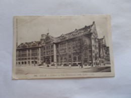 LILLE  ( 59 Nord )  L HOTEL DE VILLE  VUE GENERALE 1935 - Lille