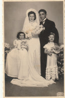 JEWISH JUDAICA ISRAEL HAIFA FAMILY ARCHIVE PHOTO FEMME HOMME ENFANT WEDDING 8.4X13.3cm. - Persone Anonimi