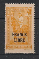 MADAGASCAR - 1942 - N°YT. 246 - France Libre 1f40 Ocre - Neuf Luxe ** / MNH / Postfrisch - Neufs