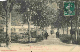 31 - Barbazan - Allée Des Thermes - Animée - CPA - Oblitération Ronde De 1908 - Voir Scans Recto-Verso - Barbazan