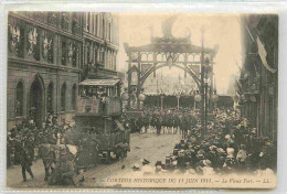 76 - Rouen - Millénaire Normand 1911 - Cortège Historique Du 11 Juin - Le Vieux Fort - Animée - CPA - Etat Carte Qui Se  - Rouen