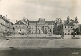 54 - Lunéville - Place Du Château - Mention Photographie Véritable - Carte Dentelée - CPSM Grand Format - Carte Neuve -  - Luneville