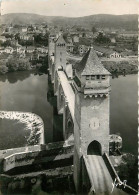 46 - Cahors - Le Pont Valentré Et Le Lot - Mention Photographie Véritable - Carte Dentelée - CPSM Grand Format - Voir Sc - Cahors