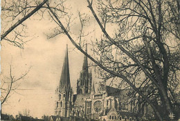 28 - Chartres - La Cathédrale - Carte Dentelée - CPSM Grand Format - Voir Scans Recto-Verso - Chartres