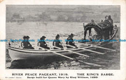 R040906 River Peace Pageant 1919. The Kings Barge. St. James Press - World
