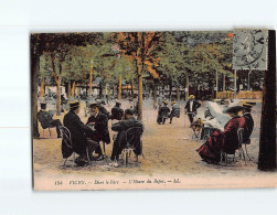 VICHY : Dans Le Parc, L'Heure Du Repos - Très Bon état - Vichy