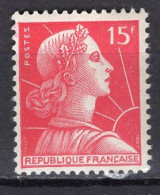M2868 - FRANCE Yv N°1010 ** - 1955-1961 Marianne (Muller)