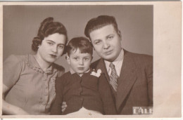 JEWISH JUDAICA TURQUIE CONSTANTINOPLE FAMILY ARCHIVE PHOTO FEMME HOMME WOMAN ENFANT 8.5X13.3cm. - Anonymous Persons