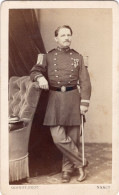 Photo CDV D'un Officier Francais De La Marine Militaire   Posant Dans Un Studio Photo Nancy - Antiche (ante 1900)