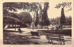 *CPA - 03 - MOULINS - Square - Moulins