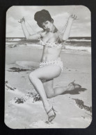 #16   Woman Femme -  Small Pocket Calendar Pin Up - Year 1967 - Tamaño Pequeño : 1961-70