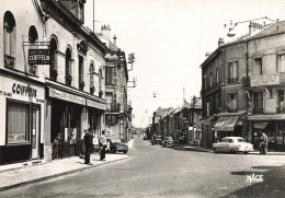 NEUILLY SUR MARNE : CARREFOUR DE LA RESISTANCE - Neuilly Sur Marne