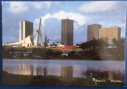 CPM CARTE POSTALE  COTE D IVOIRE - ABIDJAN - LE PLATEAU - CATHÉDRALE- TOURS ADMINISTRATIVES - Côte-d'Ivoire