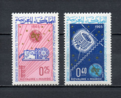 MAROC N°  484 + 485   NEUFS SANS CHARNIERE  COTE 1.50€   ESPACE TELECOMMUNICATIONS - Marocco (1956-...)