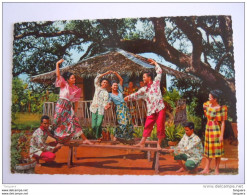 Filipijnen Philippines Sayaw Ed Tapew Na Bangko An Unusual Native Dance Executed On A Narrow "banko" Or Bench - Filipinas