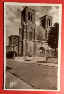 42 - LOIRE - RIVE DE GIER - CPSM   - Eglise Saint JEAN -  éd LAFOND - Rive De Gier