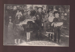 CPA - 19 - Souvenir Du Passage De M. Poincaré à Bort (Septembre 1913) - Jeunes Auvergnats Chargés D'offrir Les Fleurs - Otros & Sin Clasificación