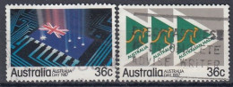 AUSTRALIA 1013-1014,used,falc Hinged - Unclassified