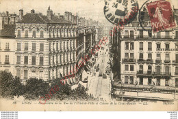 69.  LYON .  Perspective De La Rue De L'Hôtel De Ville Et Coteaux De La Croix-Rousse . - Autres & Non Classés