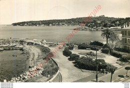 06.  ANTIBES .  Le Cap Et Le Phare . - Antibes - Vieille Ville