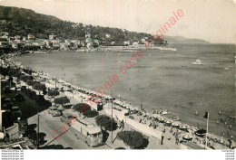 83.  LE LAVANDOU .  La Plage . - Le Lavandou