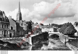 85.  FONTENAY LE COMTE .  Rives De La Vendée Vers Le POnt . - Fontenay Le Comte