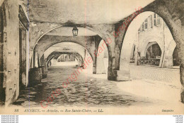 74.   ANNECY . Arcades .  Rue Sainte-Claire . - Annecy