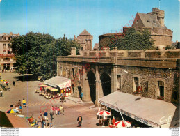 35.  SAINT MALO . Cité Crosaire .  Promenade Des Remparts . Porte St-Vincent . - Saint Malo