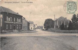 BELGIQUE - MOMIGNIES - La Rue De La Gare - Hôtel Du Commerce - Momignies