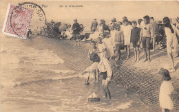 BELGIQUE - COQ SUR MER - Sur Un Brise-lames - Enfants - De Haan