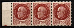 FRANCE    -   1941 .   Y&T N° 517  *  . Points Blancs Après Postes.  Bande De 3 - Unused Stamps