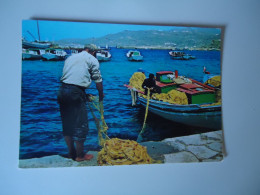 GREECE  POSTCARDS  ΨΑΡΑΔΕΣ ΕΤΟΙΜΑΖΟΝΤΑΣ ΤΑ ΔΥΧΤΙΑ       MORE  PURHASES 10% DISCOUNT - Grèce