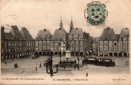 N°2296 W -cpa Charleville -place Ducale- - Charleville