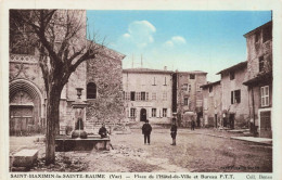 83 - SAINT MAXIMIN LA SAINTE BAUME _S28749_ Place De L'Hôtel De Ville Et Bureau PTT - Saint-Maximin-la-Sainte-Baume