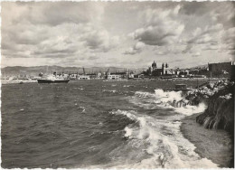 10 - Marseille - Départ D'un Courrier - A Droite, La Cathédrale - Otros Monumentos