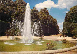 86 - Poitiers - Le Jardin De Blossac - Le Bassin - Jets D'eau - Flamme Postale De Dissay - CPM - Voir Scans Recto-Verso - Poitiers