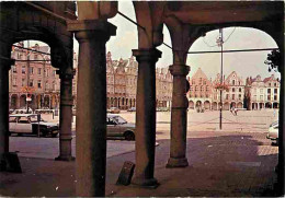 62 - Arras - Grand Place - Automobiles - CPM - Voir Scans Recto-Verso - Arras