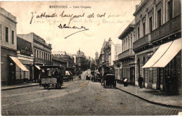 URUGUAY / MONTEVIDEO /  CALLE URUGUAY / TRAM - Uruguay