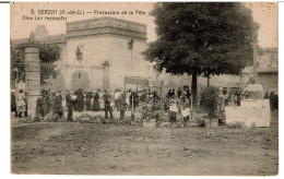 GERZAT -  Procession De La Fête Dieu  (  Un Reposoir ) - Autres & Non Classés