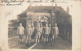 57 CARTE PHOTO PHALSBOURG PORTE DE FRANCE ANIMEE - SOLDATS MILITAIRES - 402 - Phalsbourg