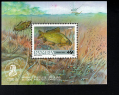 2025319115 1992 SCOTT 712 (XX) POSTFRIS MINT NEVER HINGED - FAUNA FRESHWATER FISH SOUVENIRSHEET - Namibië (1990- ...)