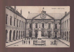 CPA - 71 - Chagny - Hôtel De Ville - Animée - Circulée En 1916 - Chagny