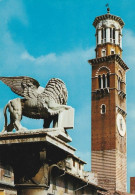 2 AK Italien / Italy * Verona - Hl. Marco Säule Und Der Lamberti Turm - Die Altstadt Ist Seit 2000 UNESCO Weltkulturerbe - Verona